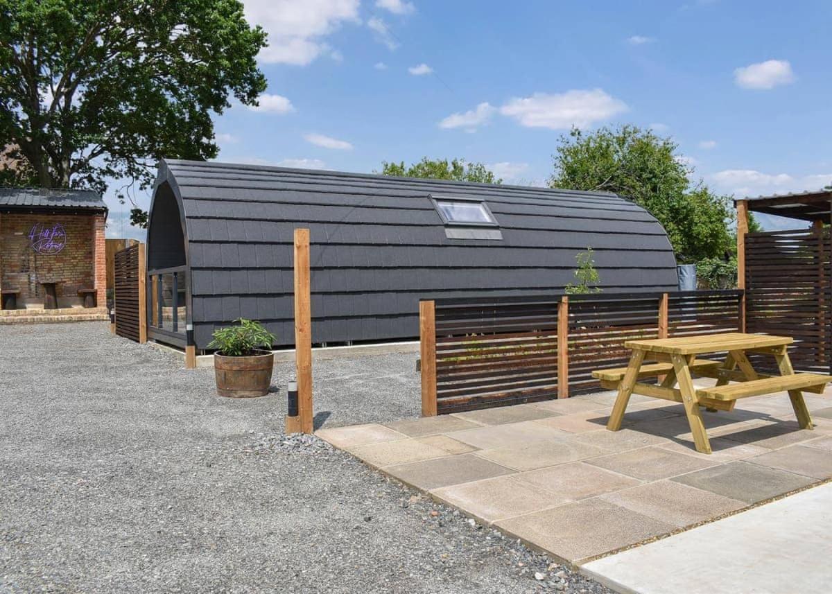 Hill Farm Retreat 호텔 Wangford 외부 사진