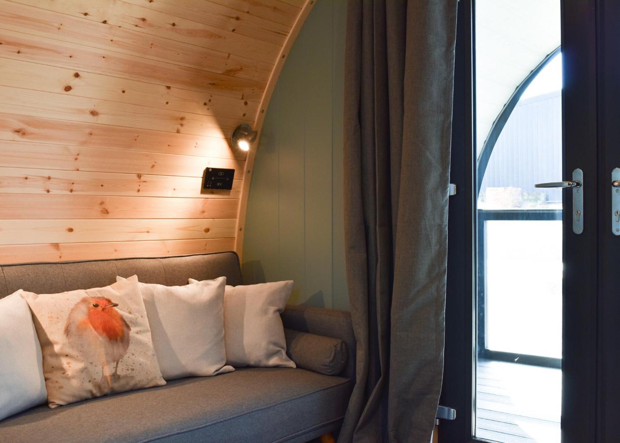 Hill Farm Retreat 호텔 Wangford 외부 사진