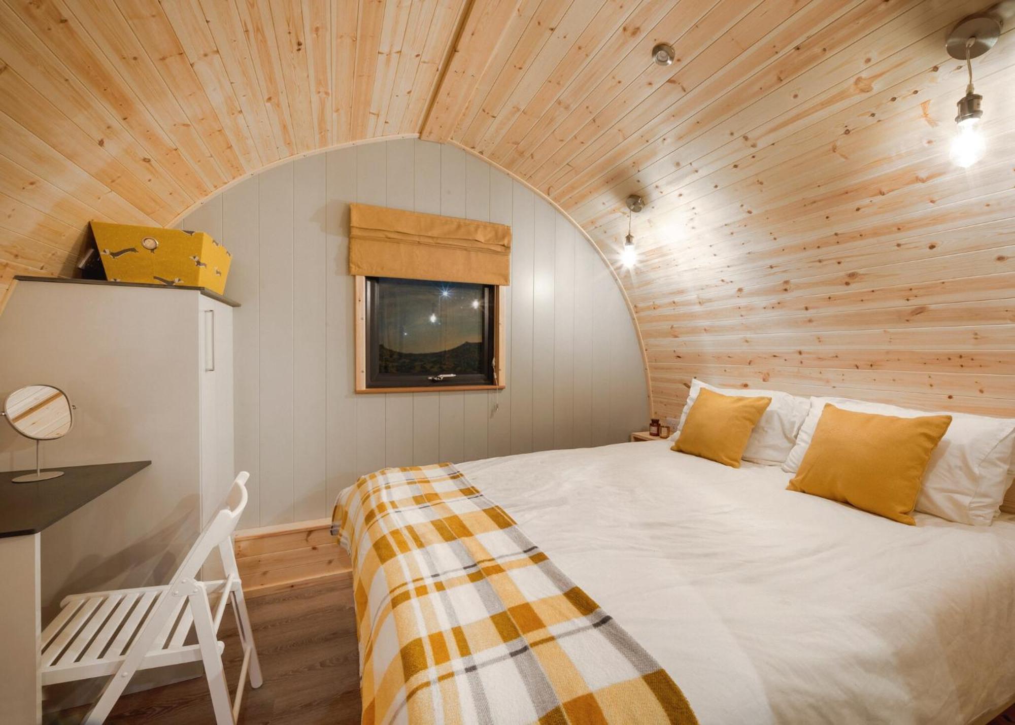 Hill Farm Retreat 호텔 Wangford 외부 사진