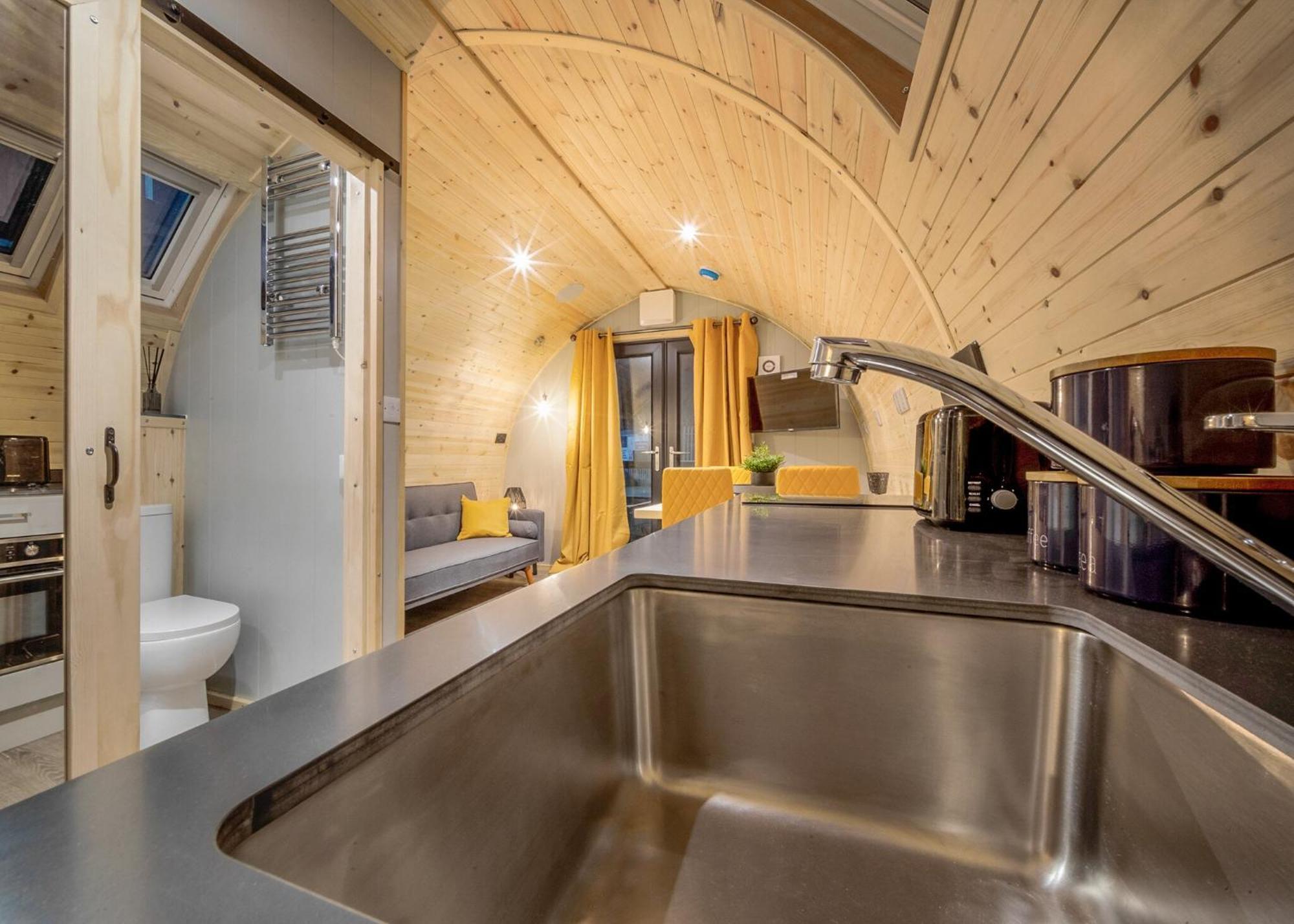 Hill Farm Retreat 호텔 Wangford 외부 사진