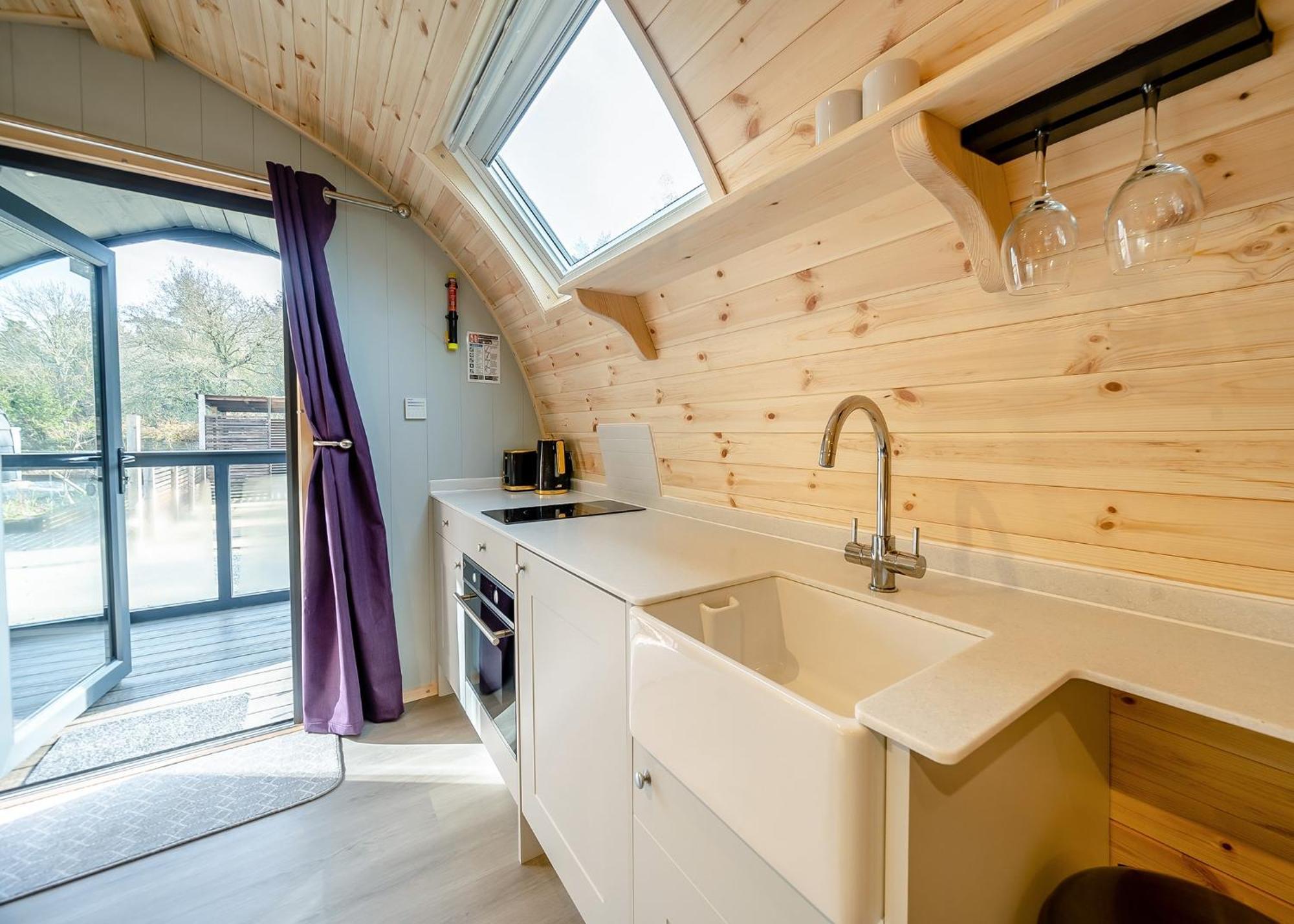 Hill Farm Retreat 호텔 Wangford 객실 사진